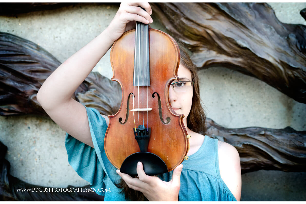 MN violin Senior Photographer | Contact Susan Jamison